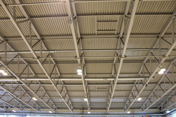 перекрытия крыши из профнастила