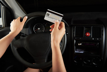 driver hold credit card