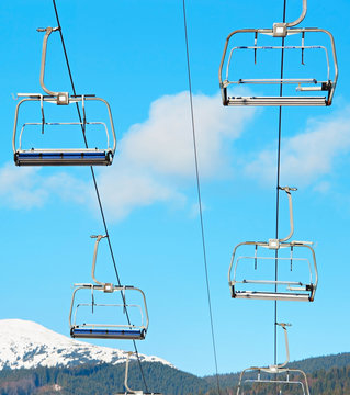 Ski lift with nobody