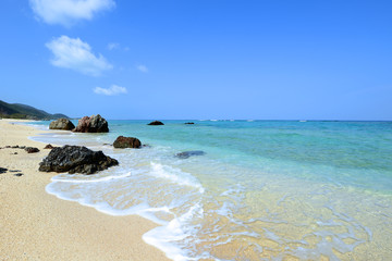 沖縄の美しいビーチ