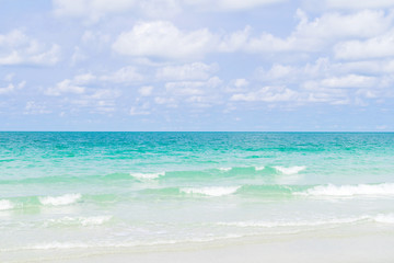 Fototapeta premium beautiful beach and tropical sea