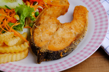 Salmon steck.