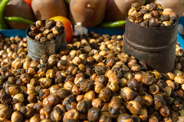 Roasted chickpeas and fresh vegetables. Asian fast food
