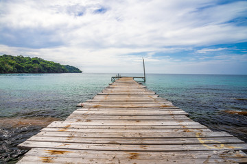 Fototapeta premium Beautiful tropical island beach summer holiday - Travel summer vacation concept.