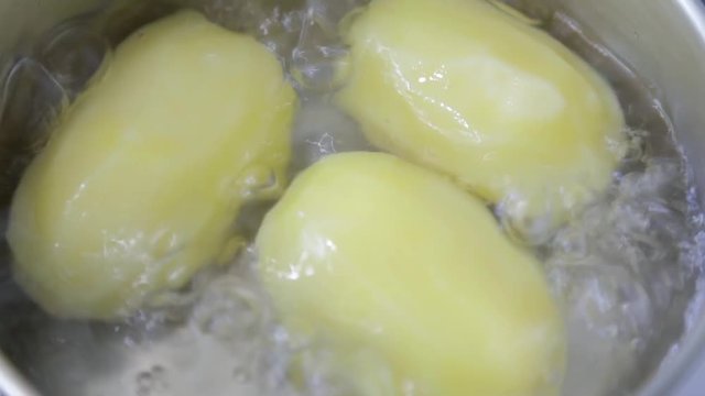 Отварной картофель