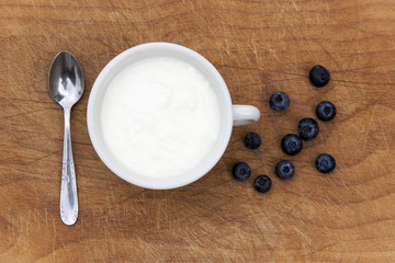 Yogurt and blueberries