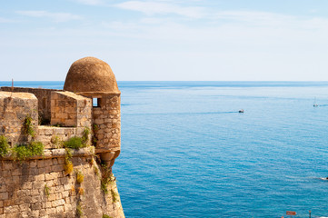 Крепость над морем в городе Ретимнон, Греция, Крит