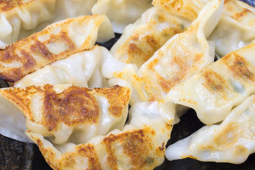 焼き餃子