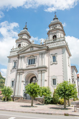 Fototapeta na wymiar Iglesia de San Juan de Plaza Requexu Mieres Asturien (Asturias) Spanien