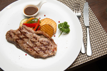 Sirloin steak and Grill vegetables
