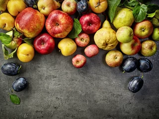 Fototapeten verschiedene frische Früchte © Mara Zemgaliete