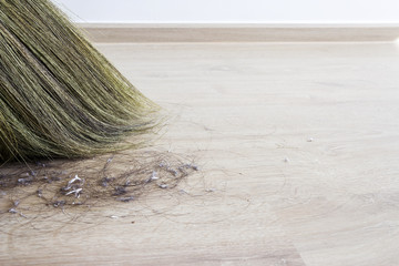 Cleaning hair and dust in the bedroom