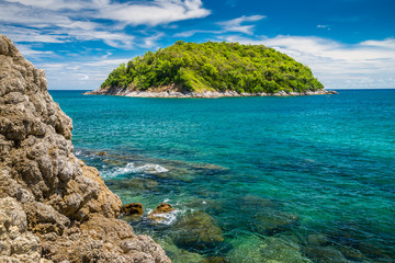 Fototapeta na wymiar Beautiful tropical island beach summer holiday - Travel summer vacation concept. 