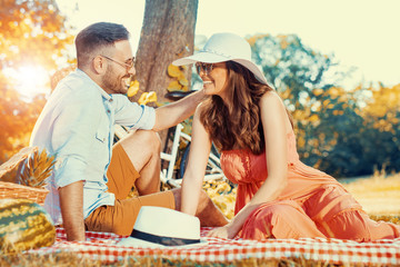 Happy couple on a picnic