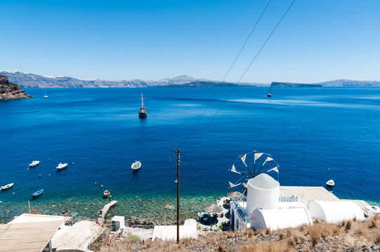 Fototapeta View of Santorini island from Thirasia