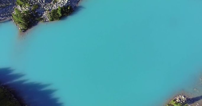 Aerial 4k - Valmalenco (IT) - Valtellina - Lagazzuolo - 1992 slm