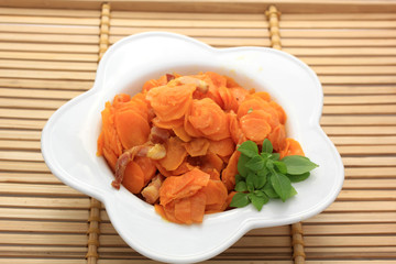 assiette de carottes cuites