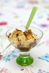 Gelato pistacchio amaretti e nutella