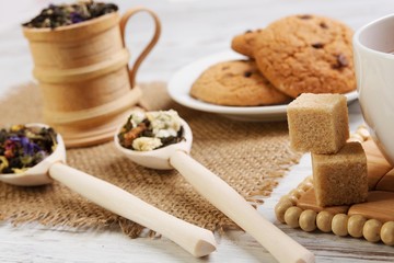 Herbal tea and cookies