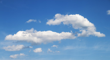 Naklejka na ściany i meble Blue Sky And White Cloud In Sunny Day