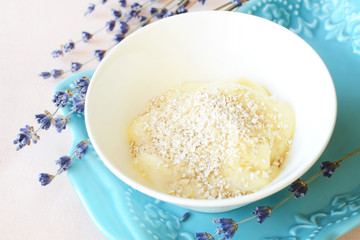 Yogurt with oat bran
