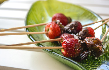 chocolate strawberries