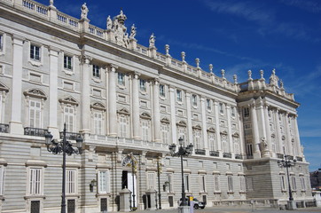 Fototapeta na wymiar Palais royal espagnol Madrid