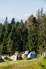 Pole namiotowe w górach © Piotr Szpakowski