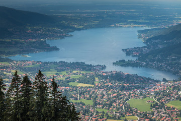 Der Tegernsee in Bayern vom Wallberg aus