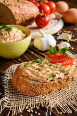 Spread with chicken meat, eggs, mustard, garlic and pepper