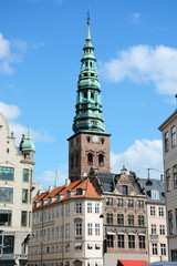 Turm der Kunsthallen Nikolaj, ursprünglich Kirche St. Nicholas in Kopenhagen