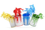 Vier Eimer Farbe mit bunten Spritzern