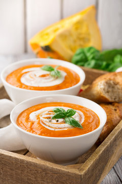 Pumpkin cream soup with cream