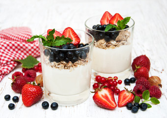 Yogurt with fresh berries