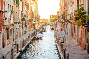 Fototapeta na wymiar Small romantic water canal in Dorsoduro region in Venice