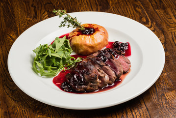 roasted beef with berry sauce