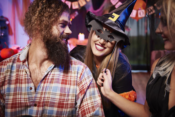 Fototapeta premium Dressing up in mask of bat
