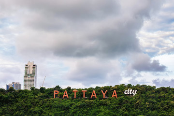 Fototapeta na wymiar Pattaya City sign overlooking the bay in Pattaya, Thailand