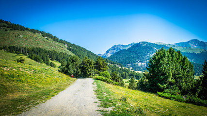 Path across the mountains at Aran´s Valley