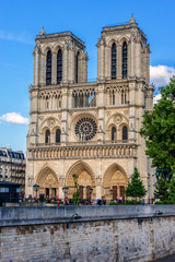 Fototapeta na wymiar Cathedral Notre Dame (1163 - 1345) de Paris at sunset. France.