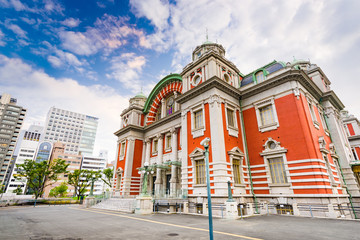 Fototapeta na wymiar Osaka, Japan Public Hall and cityscape.