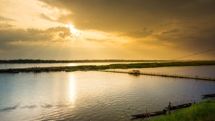 Fototapeta na wymiar Sunrise at Mekong River