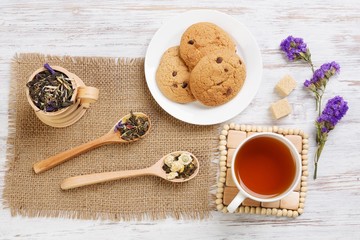 Herbal tea and cookies