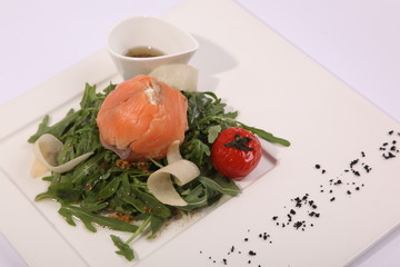 Salad with smoked salmon and Arugula