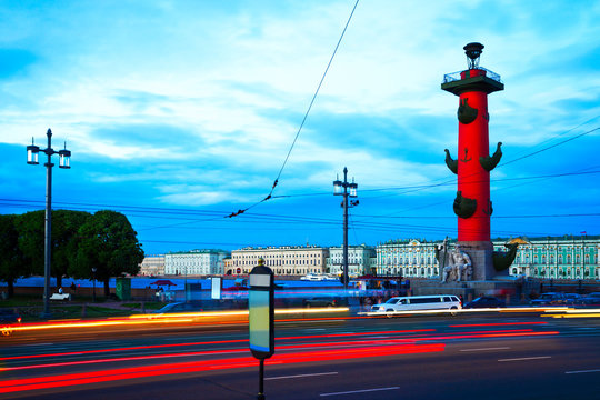 Fototapeta A view of Rostral column in St. Petersburg during the white nigh