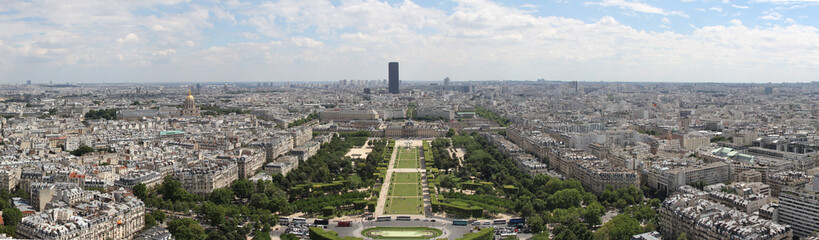 Look over Champs-&Eacute;lys&eacute;es at beautiful Paris spreading under bl