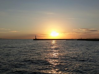 瀬戸内海に沈む夕陽