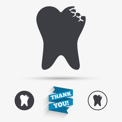 Broken tooth sign icon. Dental care symbol.