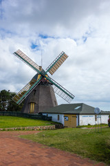 Fototapeta na wymiar Windmühle auf Amrum