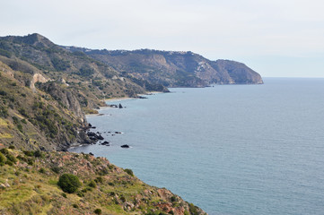 Fototapeta na wymiar Acantilados, Maro, Málaga, costa, mar, paisaje, paisaje marítimo